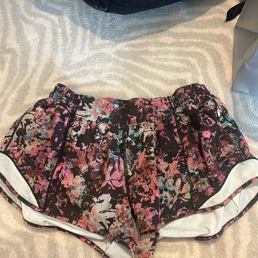 Lulu lemon multi color cute shorts!!!